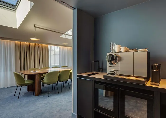 Otel Tribe Old Town 4*