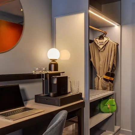 Hotel Tribe Old Town 4*